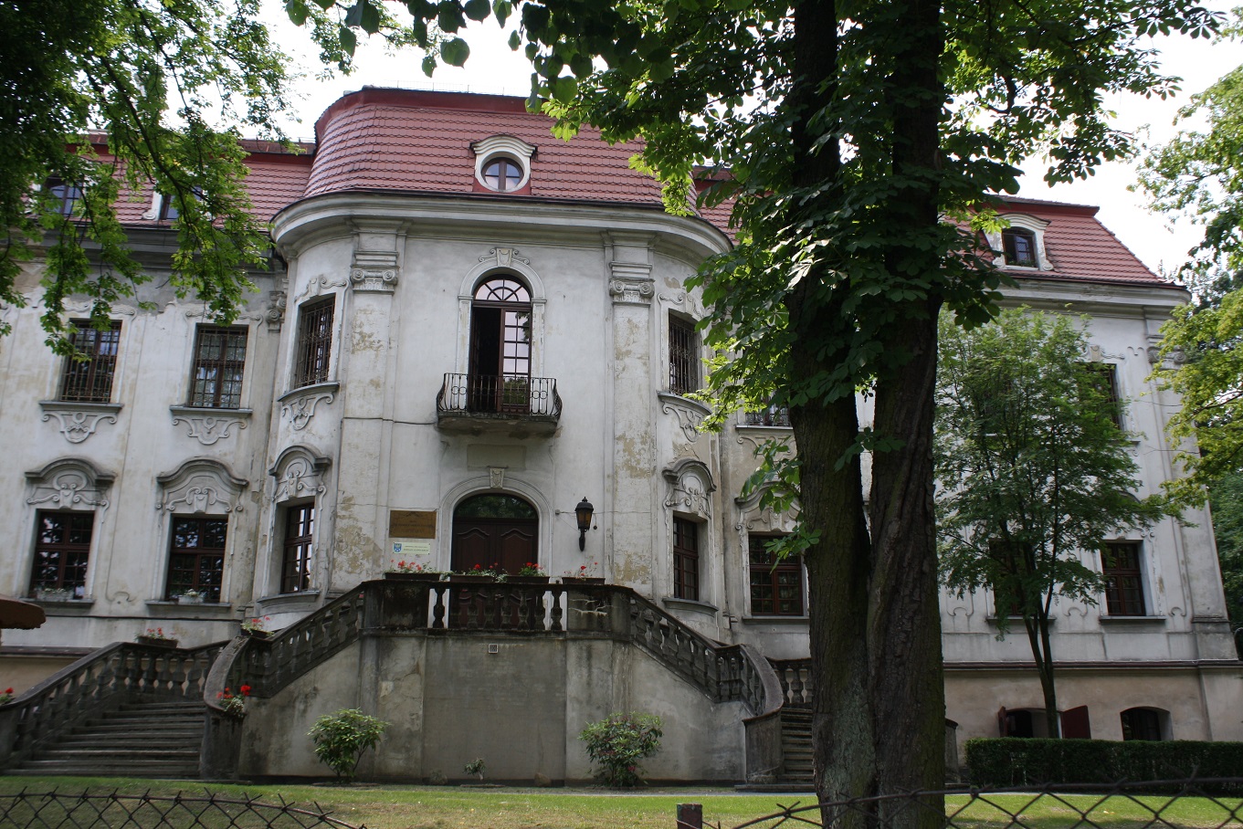 Pałac w Sośnicowicach. Fot. Maria Lipok-Bierwiaczonek, 2015.