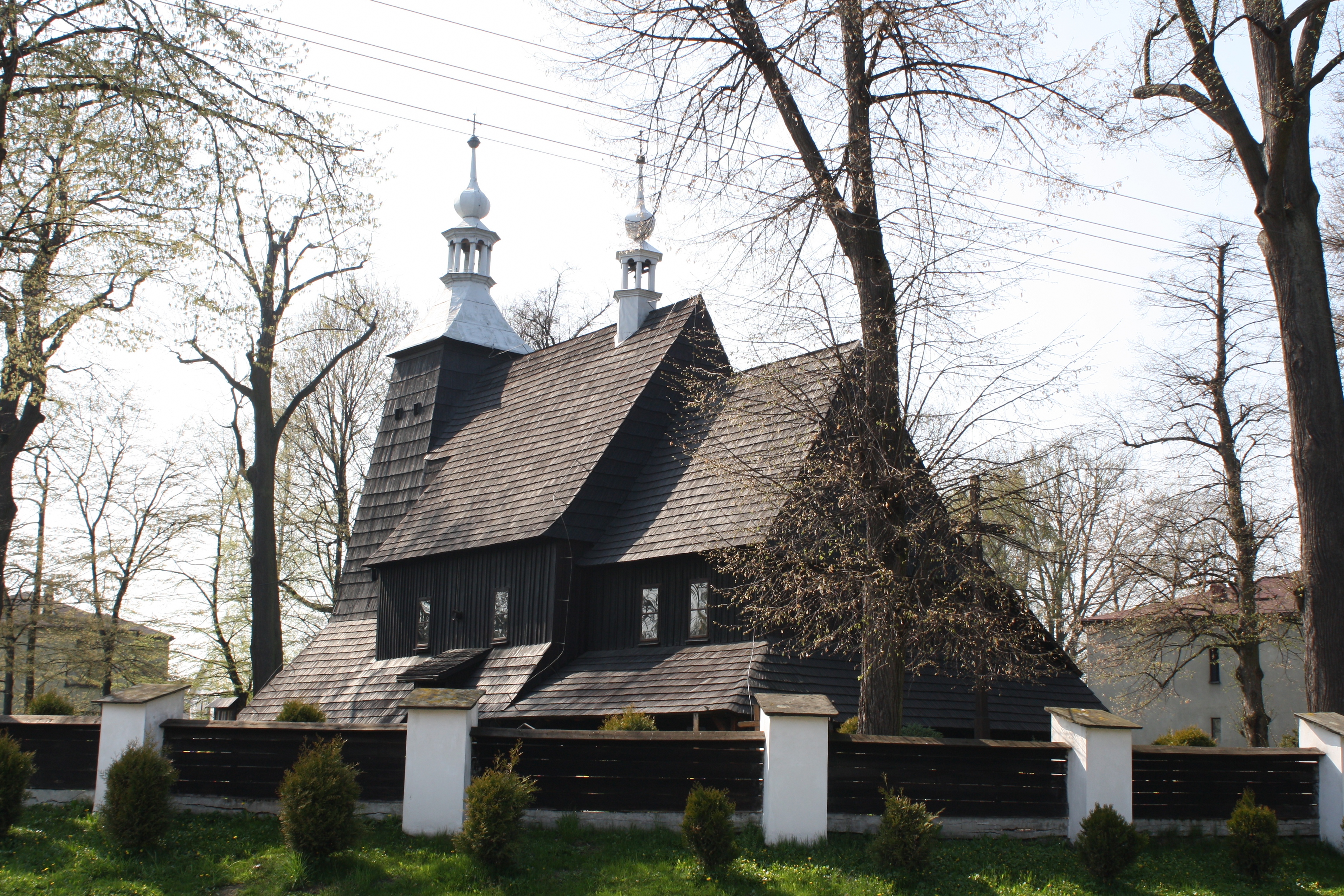 Kościół drewniany z XVI w. w Grzawie, gmina Miedźna. Fot. Maria Lipok-Bierwiaczonek, 2020.